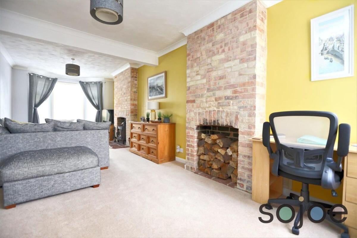 Holiday home Charming And Spacious 3 Bedroom House Very Close To The Lowestoft