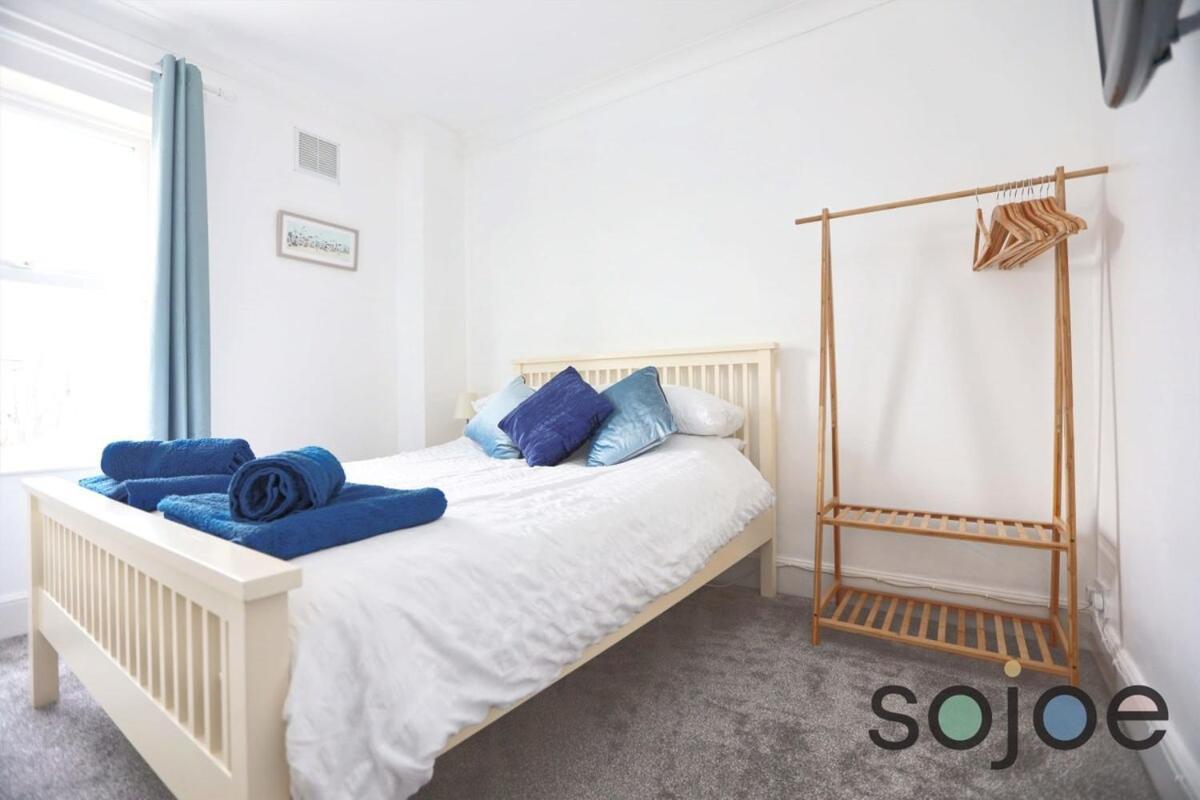 Charming And Spacious 3 Bedroom House Very Close To The